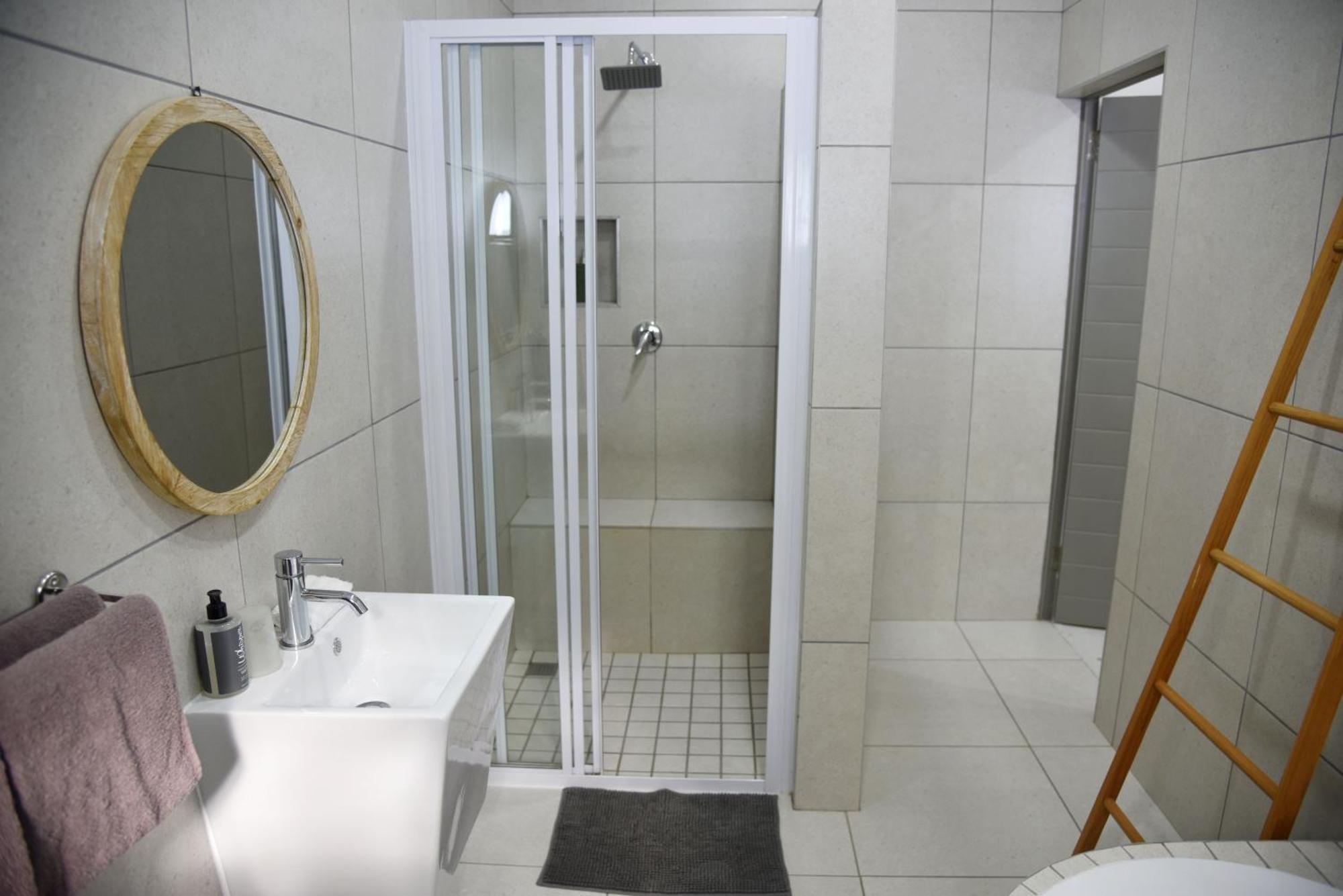 Guest house Karoo Retreat- Self Catering And